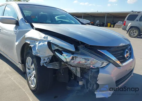 2018 Nissan Altima 2.5 S z USA, uszkodzony, nr VIN 1N4AL3AP6JC118763